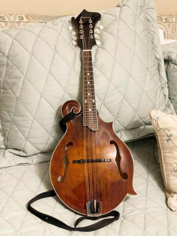 Mandoline Eastman MD515 d'occasion, excellent état, avec étui rigide