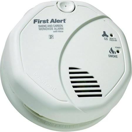 Avertisseur de fumée et de monoxyde de carbone First Alert SC7010BV CA avec fonctions vocale et photoélectrique